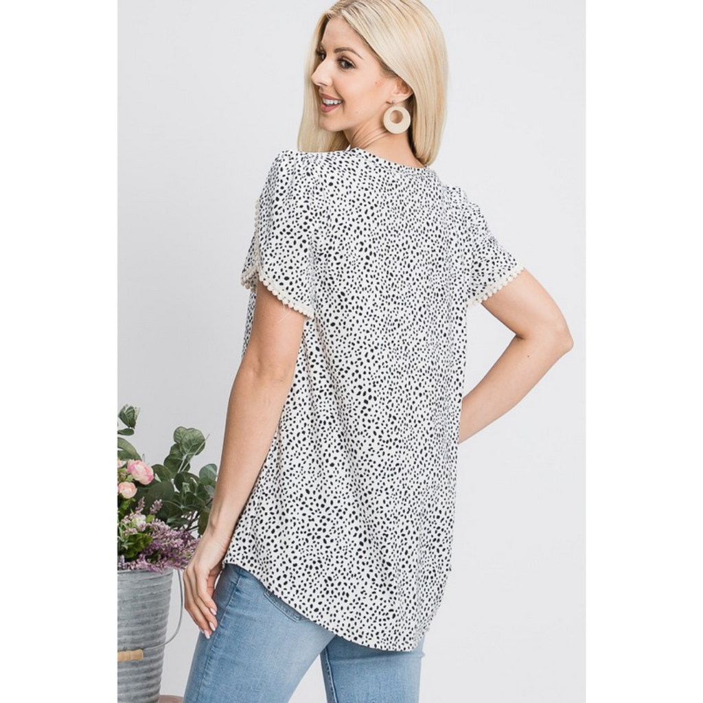 Ivory Tulip Sleeve Top – Pear Tree Boutique