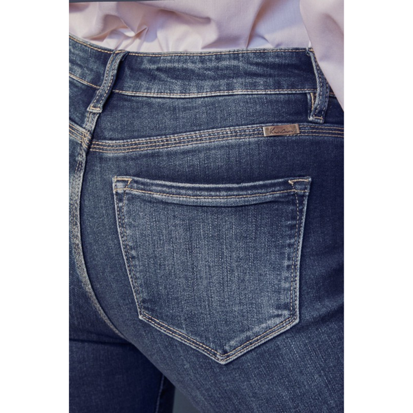 close up of rear pocket of KanCan denim bermuda shorts
